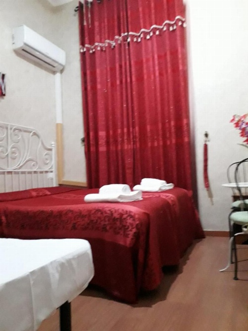 Renting Rooms image 24