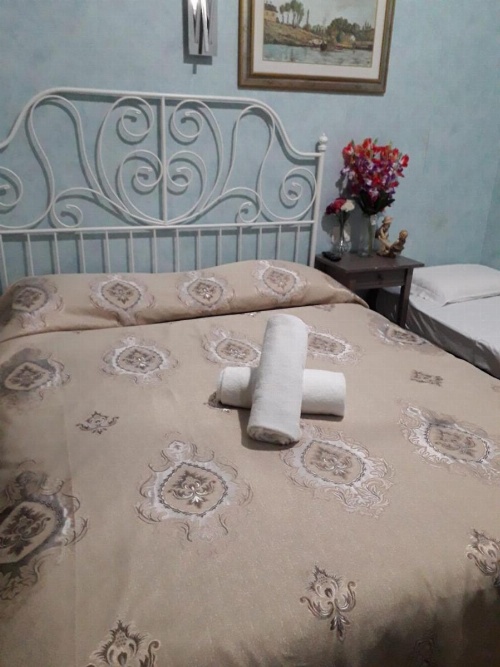 Renting Rooms image 30