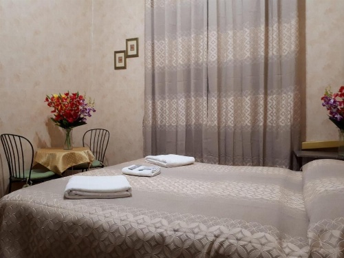 Renting Rooms image 45